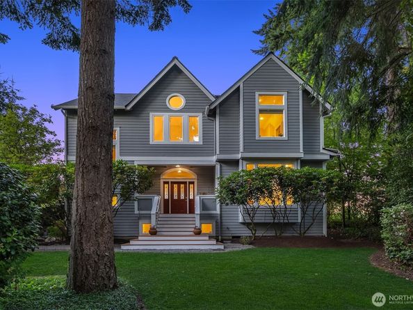 10668 NE Manor Lane, Bainbridge Island WA 98110