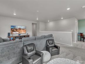 1226 Baker Heights Loop, Bremerton WA 98312