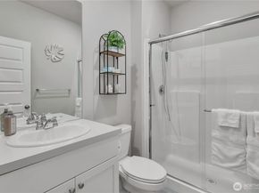 1226 Baker Heights Loop, Bremerton WA 98312