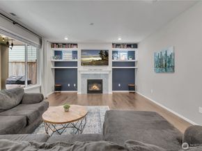 1226 Baker Heights Loop, Bremerton WA 98312