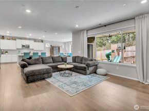 1226 Baker Heights Loop, Bremerton WA 98312