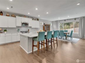 1226 Baker Heights Loop, Bremerton WA 98312