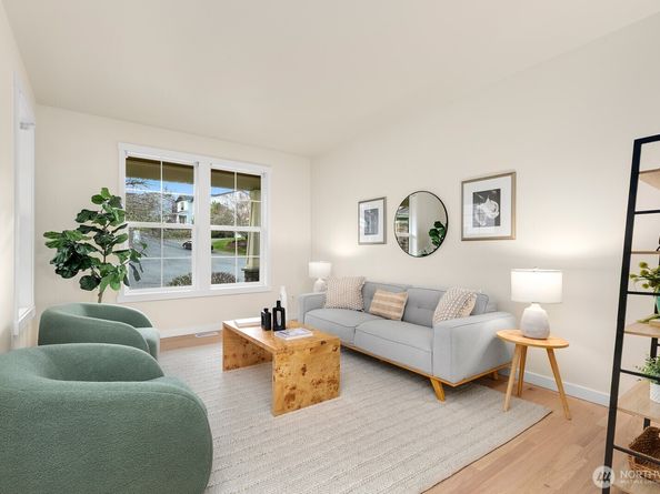 252 245th Place NE, Sammamish WA 98074