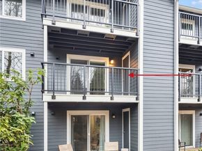 14006 NE 181 Place B206, Woodinville WA 98072