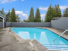 14006 NE 181 Place B206, Woodinville WA 98072