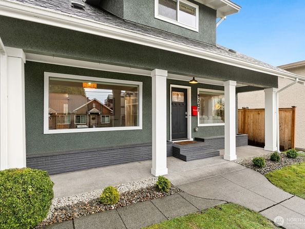 4207 SW Manning St, Seattle WA 98116