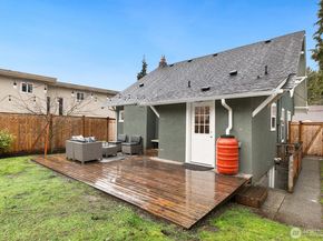 4207 SW Manning St, Seattle WA 98116