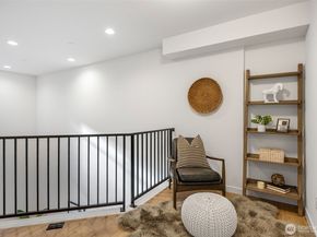 2110 1st Avenue N, Seattle WA 98109