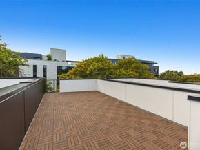 2110 1st Avenue N, Seattle WA 98109