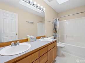 22116 99th Place S, Kent WA 98031