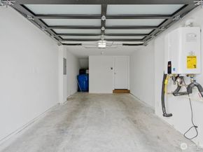 8553 Midvale Avenue N C, Seattle WA 98103