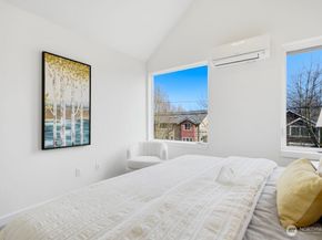 8553 Midvale Avenue N C, Seattle WA 98103