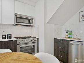 8553 Midvale Avenue N C, Seattle WA 98103