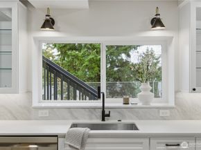 1270 Lansing Avenue, Bremerton WA 98312