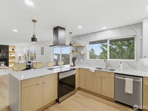 1270 Lansing Avenue, Bremerton WA 98312