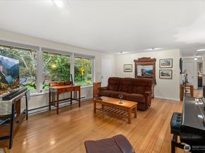 2515 NE 168th Street, Shoreline WA 98155