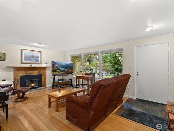 2515 NE 168th Street, Shoreline WA 98155