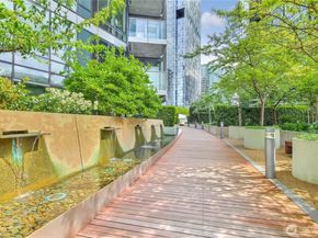 10700 NE 4th Street 1006, Bellevue WA 98004