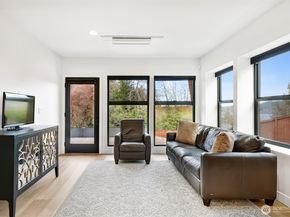 4224 NE 124th Street, Seattle WA 98125