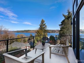 4224 NE 124th Street, Seattle WA 98125