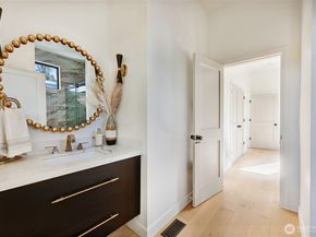 4224 NE 124th Street, Seattle WA 98125