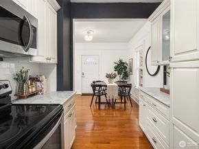 516 W Howe Street, Seattle WA 98119