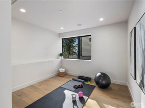 7128 ne 119th Place, Kirkland WA 98034