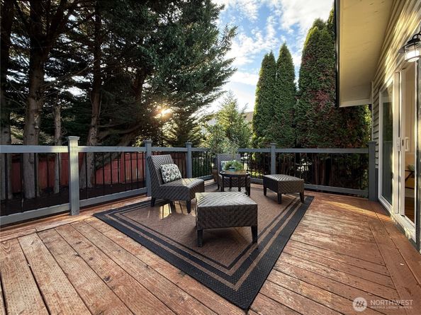 2009 N 154th Place, Shoreline WA 98133