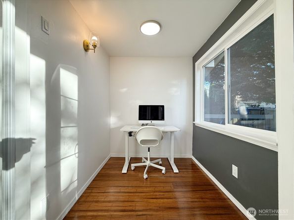 2009 N 154th Place, Shoreline WA 98133