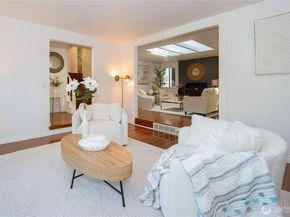 2009 N 154th Place, Shoreline WA 98133