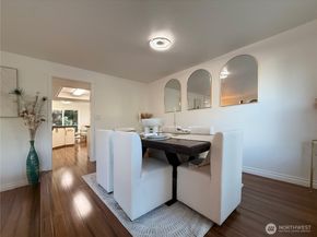 2009 N 154th Place, Shoreline WA 98133