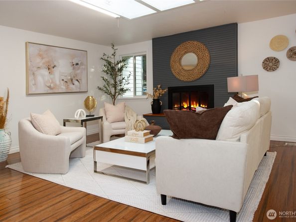 2009 N 154th Place, Shoreline WA 98133