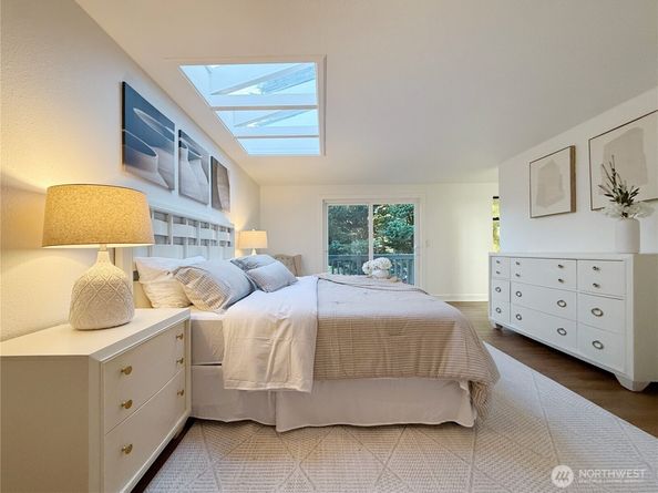 2009 N 154th Place, Shoreline WA 98133