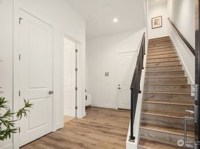 10814 (HS 61) 120th Lane NE A, Kirkland WA 98033