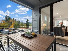 10814 (HS 61) 120th Lane NE A, Kirkland WA 98033