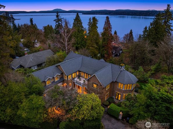 3814 E John Street, Seattle WA 98112