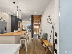 2273 14th Avenue W, Seattle WA 98119