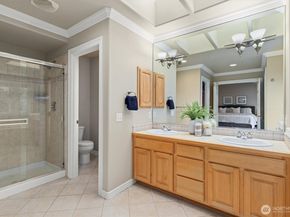 13804 SE 76th Place, Newcastle WA 98059