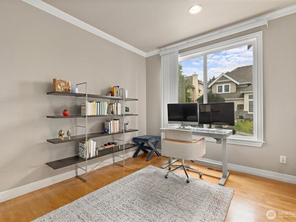 13804 SE 76th Place, Newcastle WA 98059