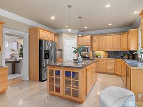 13804 SE 76th Place, Newcastle WA 98059