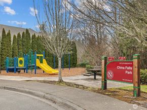 13804 SE 76th Place, Newcastle WA 98059