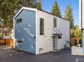 10717 2nd Avenue NW, Seattle WA 98177