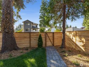 10717 2nd Avenue NW, Seattle WA 98177