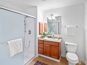 300 High School Road NE 314, Bainbridge Island WA 98110