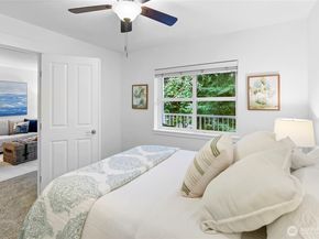 300 High School Road NE 314, Bainbridge Island WA 98110