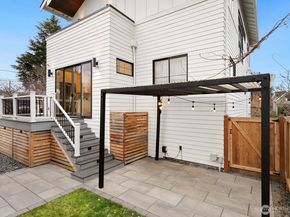 7557 Earl Avenue NW, Seattle WA 98117