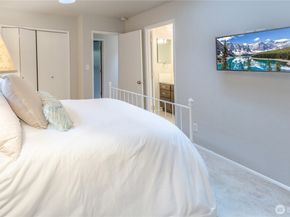 604 128 Avenue SE, Bellevue WA 98005