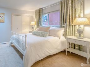 604 128 Avenue SE, Bellevue WA 98005