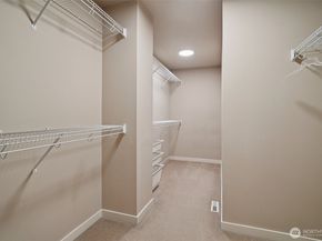 8627 Swenson Drive SE, Snoqualmie WA 98065
