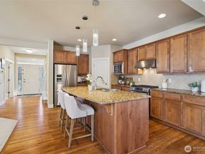 8627 Swenson Drive SE, Snoqualmie WA 98065